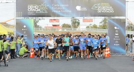 1ª edição reuniu cerca de 900 participantes neste domingo (9), encerrando a Semana Nacional do S...