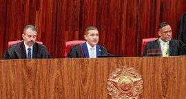 Presidente do TSE informou que 20.982 requerimentos já foram analisados; 205 processos estão pen...