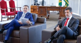 Ministros Kassio Nunes Marques e Leonardo Barchini selam acordo para regulamentar novo component...