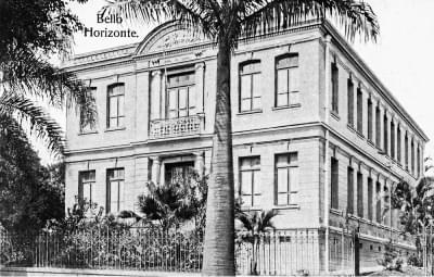 Imagem 4.6-editado.jpg com a legenda <em>Primeira sede do Tribunal Regional Eleitoral de Minas Gerais (TRE/MG),</em> 1932. <br> <strong>TRE/MG</strong>