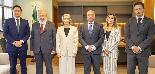 17.06.2024 Ministra Cármen Lúcia  em visita ao TRE GO