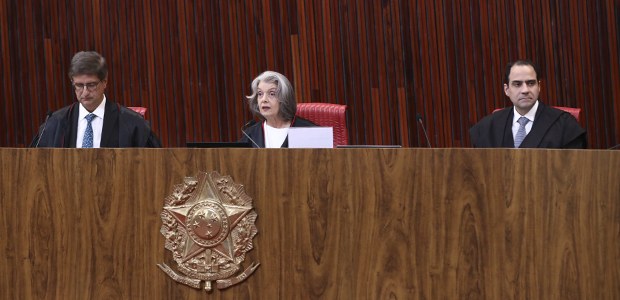 Abertura do judiciário no TSE - 02.02.2026 Abertura do judiciário no TSE - 02.02.2026 Min. Cármen Lúcia