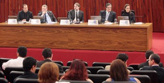 
Audiência pública sobre resoluções das eleições 2014 em 06.12.2013 horizontal
