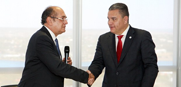 Cerimônia de assinatura de cooperação entre TSE e TRE-PR em 03.08.2017 Cerimônia de assinatura de cooperação entre TSE e TRE-PR