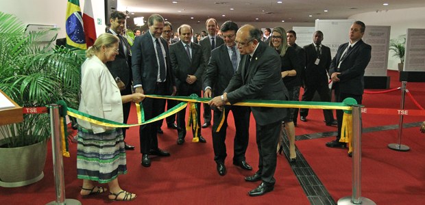 Cerimônia de inauguração da exposição “Hans Kelsen” no museu do TSE