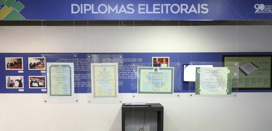 Dia Internacional dos Museus: Museu do Voto preserva a história das eleições brasileiras e aprox...
