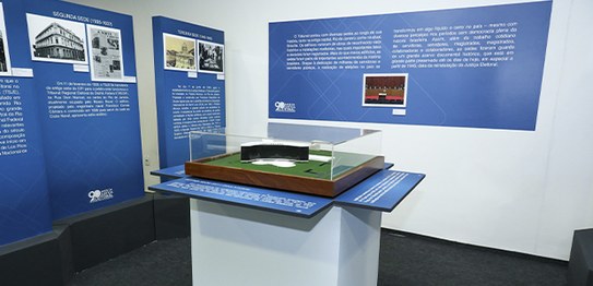 Dia Internacional dos Museus: Museu do Voto preserva a história das eleições brasileiras e aprox...