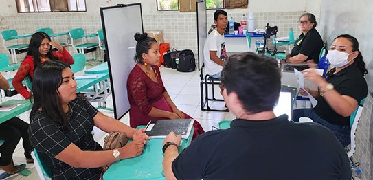 Equipe do TRE-AP faz treinamento na urna eletrônica com indígenas do Oiapoque 05.07.2023