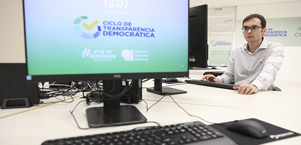 Foto: Alejandro Zambrana/Secom/TSE - Inspeção da Sociedade Brasileira de Computação (SBC) no cód...