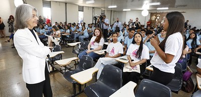 Foto: Alejandro Zambrana/Secom/TSE - Ministra Cármen Lúcia visita Centro de Ensino Médio 01 de P...