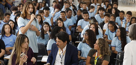 Foto: Alejandro Zambrana/Secom/TSE - Ministra Cármen Lúcia visita Centro de Ensino Médio 01 de P...