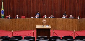 Foto: Alejandro Zambrana/Secom/TSE - Sessão jurisdicional do TSE - 11.12.2025