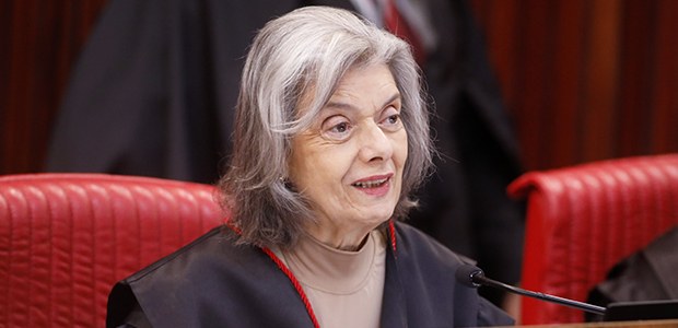 Foto: Alejandro Zambrana/Secom/TSE - Sessão plenária do TSE - 02.10.2025