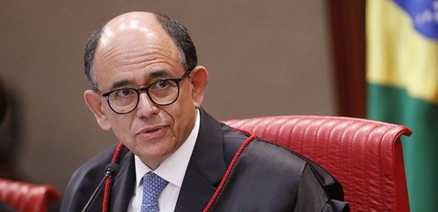 Foto: Alejandro Zambrana/Secom/TSE - Sessão plenária do TSE - 04.12.2025