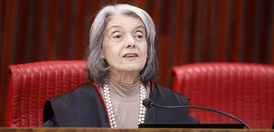 Foto: Alejandro Zambrana/Secom/TSE - Sessão plenária do TSE - Ministra Cármen Lúcia - 07.05.2026