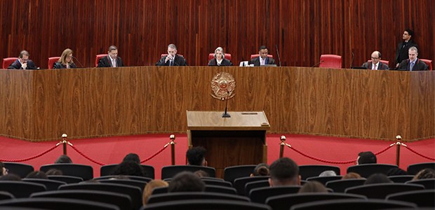 Foto: Alejandro Zambrana/Secom/TSE - Sessão plenária do TSE - 12.09.2024