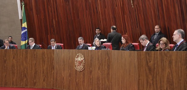 Foto: Alejandro Zambrana/Secom/TSE - Sessão plenária do TSE - 22.08.2024