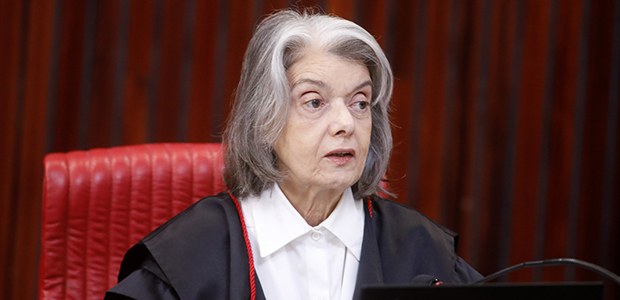 Foto: Alejandro Zambrana/Secom/TSE - Sessão plenária do TSE - 23.04.2026