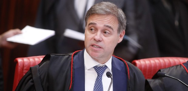 Foto: Alejandro Zambrana/Secom/TSE - Sessão plenária do TSE - Ministro André Mendonça - 18.12.2025 Foto: Alejandro Zambrana/Secom/TSE - Sessão plenária do TSE - Ministro André Mendonça - 18.12.2025