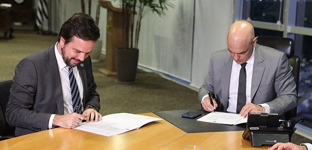 Foto: Antonio Augusto/Secom/TSE - Assinatura de acordo de cooperação entre TSE e a Anatel - 05.1...
