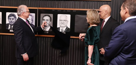 Foto: Antonio Augusto/Secom/TSE - TSE inaugura retrato do ministro Edson Fachin na galeria dos p...