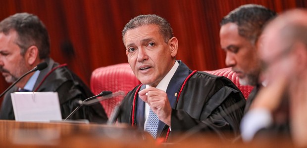 Fotografia da Sessão Plenária do TSE