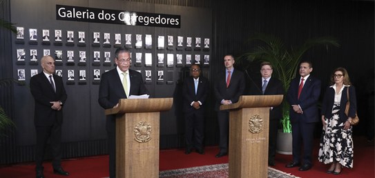Foto: Luiz Roberto/Secom/TSE - Cerimônia de descerramento dos retratos dos ministros Mauro Campb...