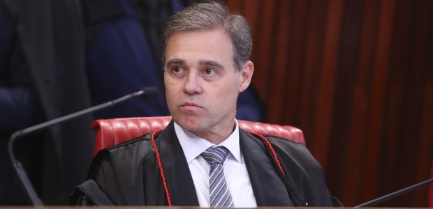 Foto: Luiz Roberto/Secom/TSE - Sessão plenária do TSE - 21.10.2025