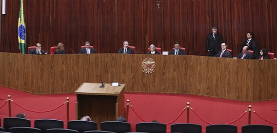 Foto: Luiz Roberto/Secom/TSE - Sessão plenária TSE 18.11.2025