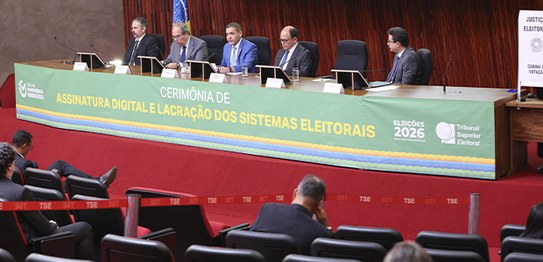 Foto: Luiz Roberto/TSE Cerimônia de Assinatura Digital e Lacração dos sistemas eletrônicos de vo...