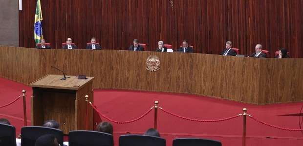 Foto: Luiz Roberto/TSE/Secom - Sessão plenária do TSE - 14.04.2026 Foto: Luiz Roberto/TSE/Secom - Sessão plenária do TSE - 14.04.2026