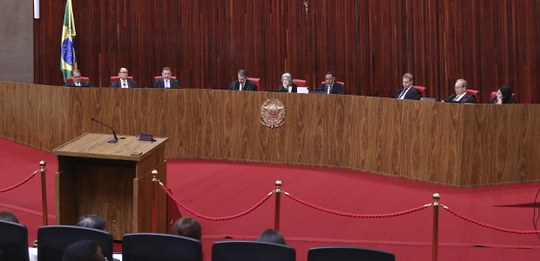 Foto: Luiz Roberto/TSE/Secom - Sessão plenária do TSE - 14.04.2026