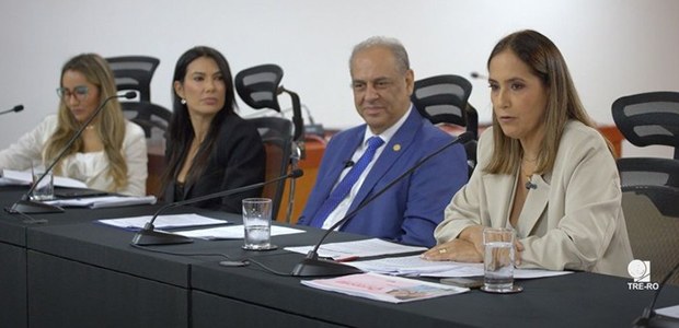 Foto: TRE-RO - “Mulher nas Eleições” destaca desafios e combate à violência política - 10.04.2026 Foto: TRE-RO - “Mulher nas Eleições” destaca desafios e combate à violência política - 10.04.2026