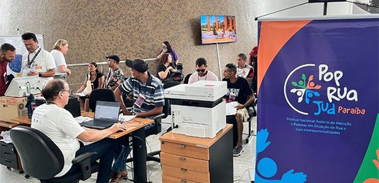 Justiça Eleitoral pelo Brasil: mutirão PopRuaJud oferece serviços de cidadania e acolhimento em ...