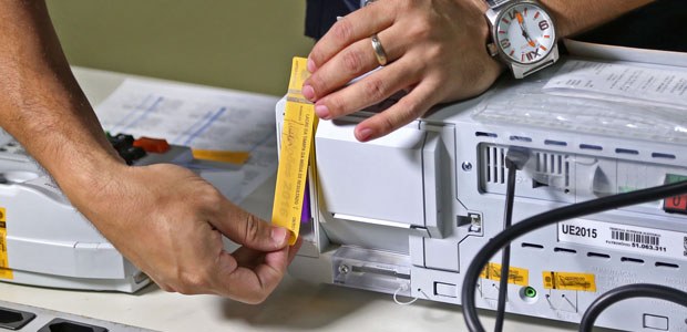 Lacração da Urna Eletrônica em 05.08.2017 Lacração da Urna Eletrônica