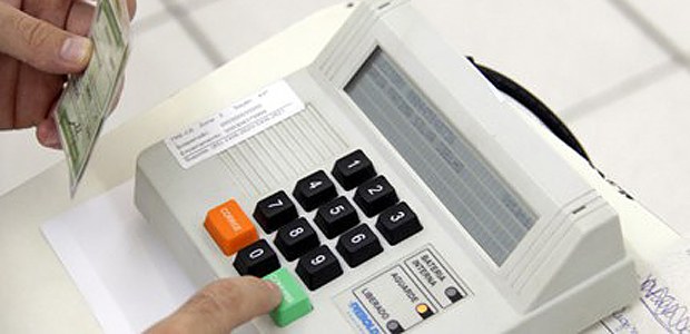 Mesário - Microterminal - Título - Voto NF em 13.06.2016 Mesário - Microterminal - Título - Voto