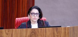 Ministra Estela Aranha na sessão desta quinta-feira (22)