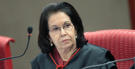 Ministra Laurita Vaz durante sessão 