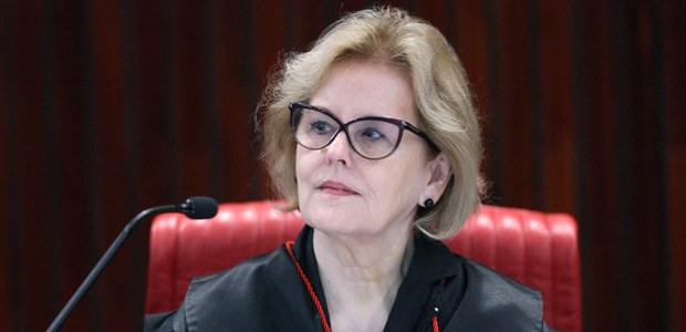 Ministra Rosa Weber durante sessão plenária do TSE