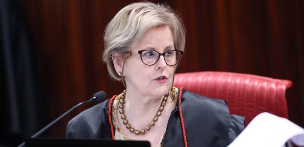 Ministra Rosa Weber durante sessão plenária do TSE