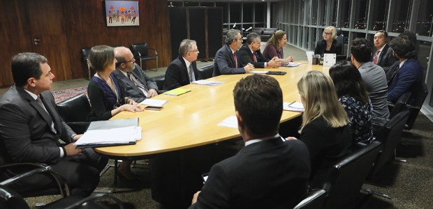 Ministra Rosa Weber em Audiência com Liderança da Minoria da Câmara dos Deputados.