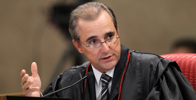 Ministro Admar Gonzaga durante sessão do TSE em 11.09.2014 Ministro Admar Gonzaga durante sessão do TSE.
