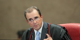 Ministro Admar Gonzaga durante sessão plenária do TSE em 19.08.2014 Ministro Admar Gonzaga durante sessão plenária do TSE em 19.08.2014