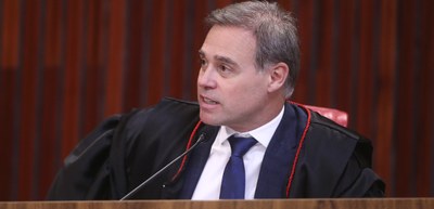 Ministro André Mendonça é eleito vice-presidente do TSE - foto: Luiz Roberto/TSE 14.04.2026