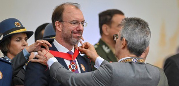 Ministro Carlos Horbach é homenageado com a Medalha da Inconfidência - 24.04.2023 Ministro Carlos Horbach é homenageado com a Medalha da Inconfidência - 24.04.2023
