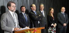 Ministro Dias Toffoli durante cerimônia de lançamento do livro Balanço das Eleições 2014