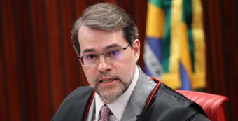 Ministro Dias Toffoli preside Sessão Plenária do TSE em 09.09.2014 Ministro Dias Toffoli preside Sessão Plenária do TSE.
