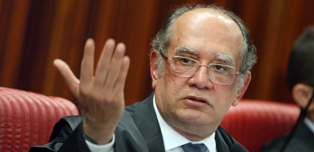 Ministro Gilmar Mendes preside sessão de encerramento do semestre forense do TSE 