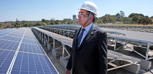 Ministro Gilmar Mendes visita obras da Usina Fotovoltaica