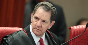 Ministro João Otávio Noronha durante sessão do TSE